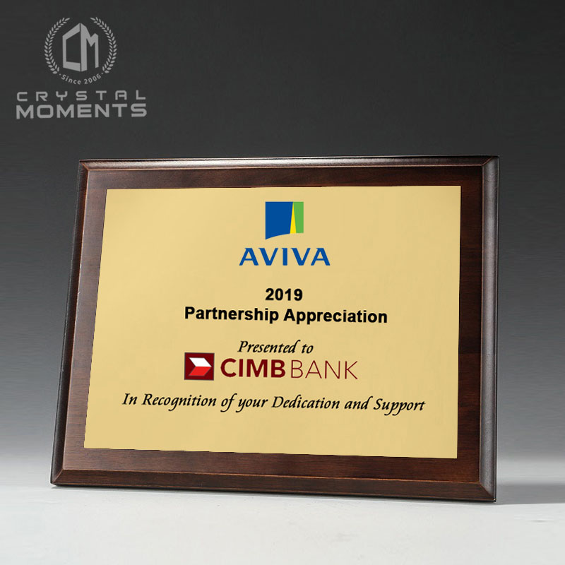 Wood Plaques & Trophies